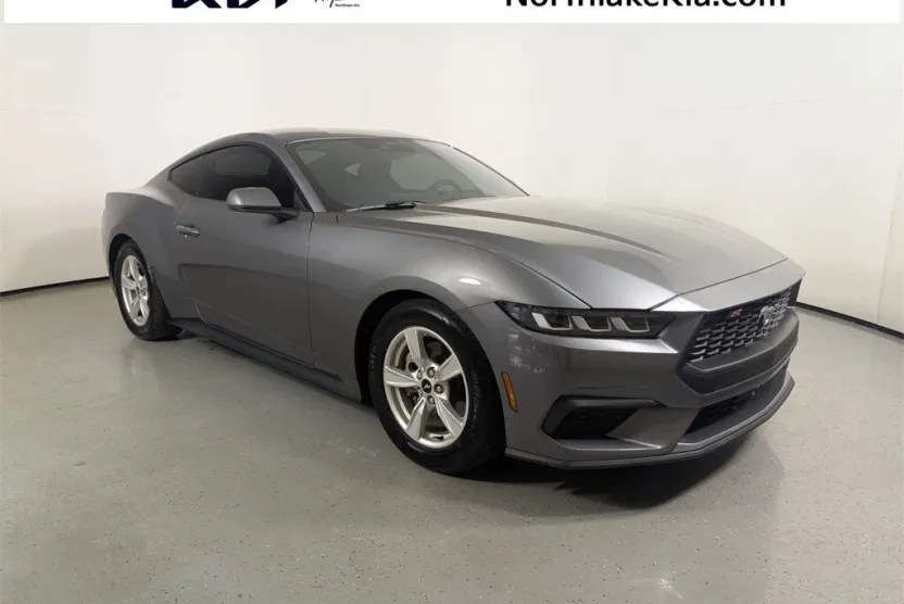 2024 Ford Mustang EcoBoost photo 1