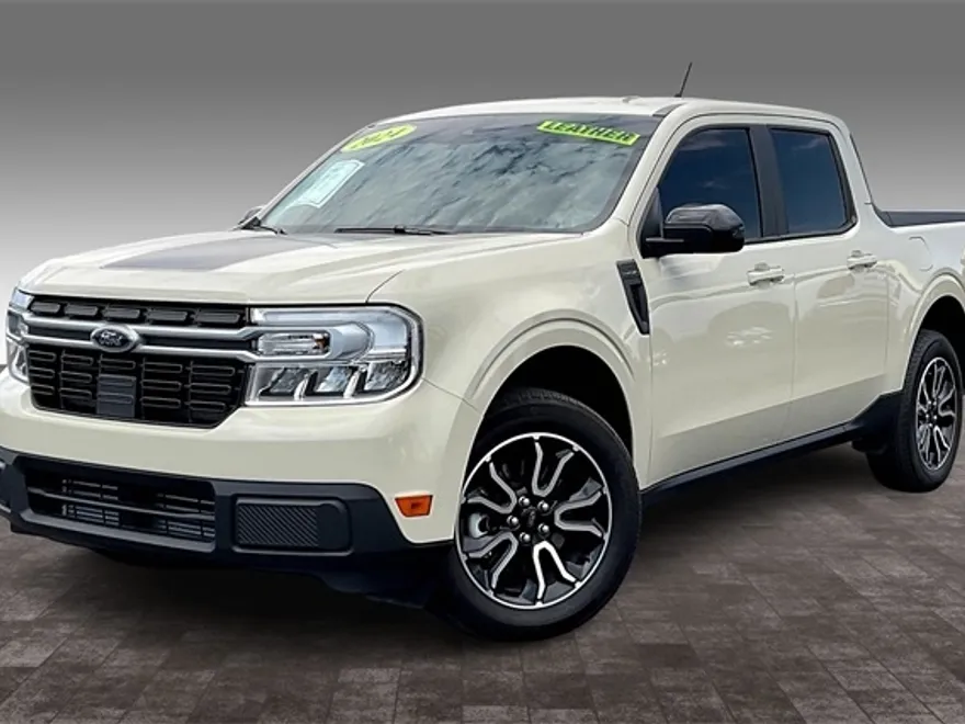 2024 Ford Maverick Lariat photo 1