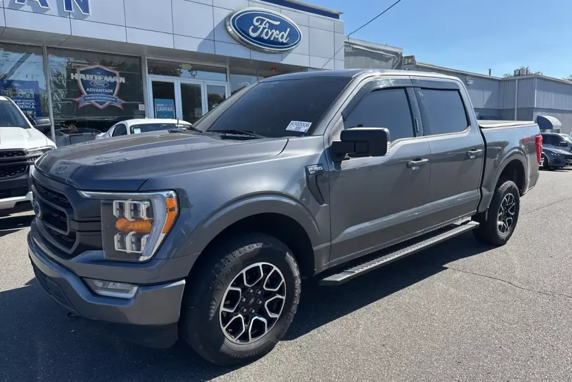 2022 Ford F-150 XLT photo 1