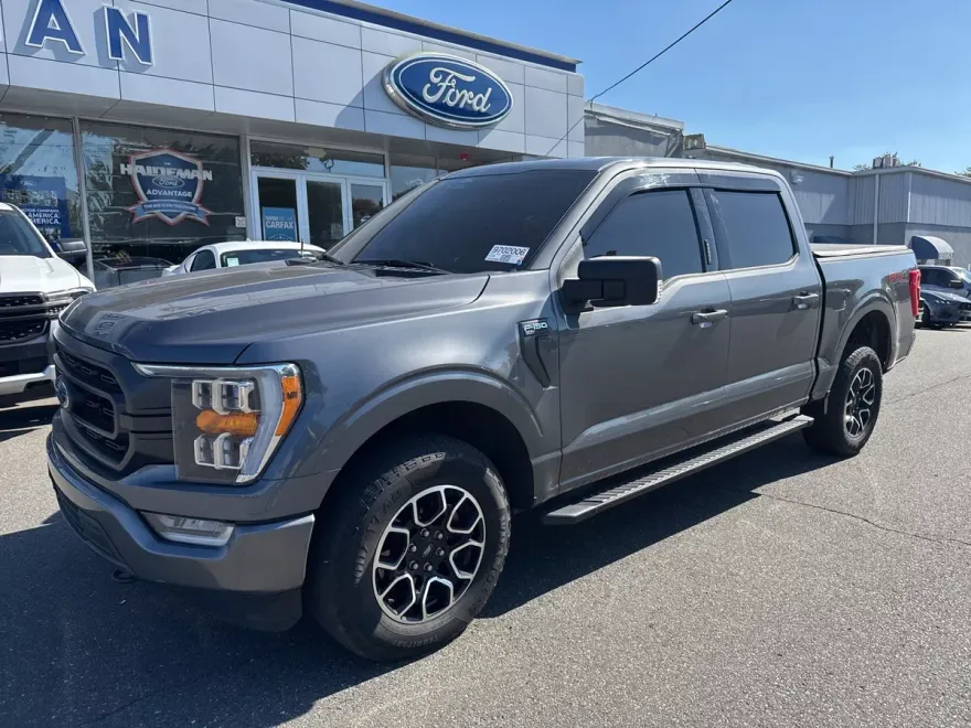 2022 Ford F-150 XLT photo 1