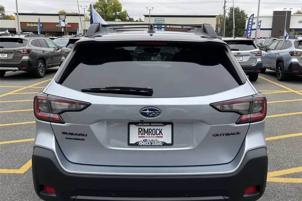 2024 Subaru Outback Onyx Edition photo 1