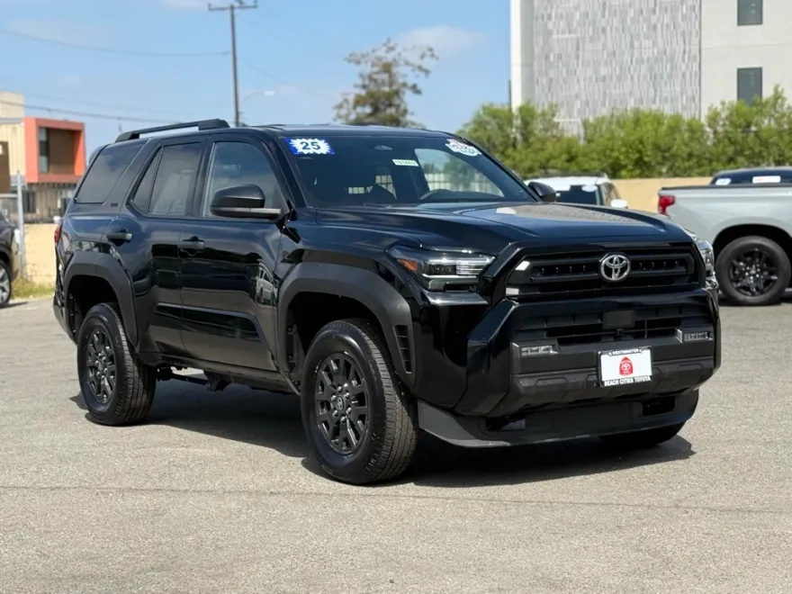 2025 Toyota 4Runner SR5 photo 1