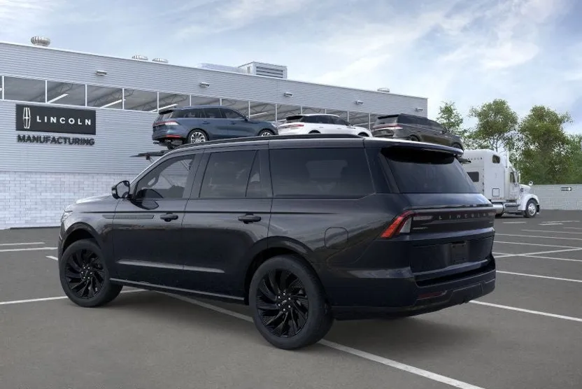 2025 Lincoln Navigator Reserve photo 1