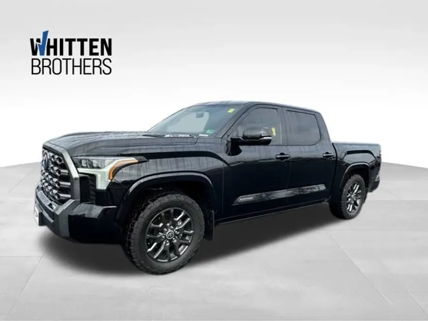 2023 Toyota Tundra Platinum photo 1