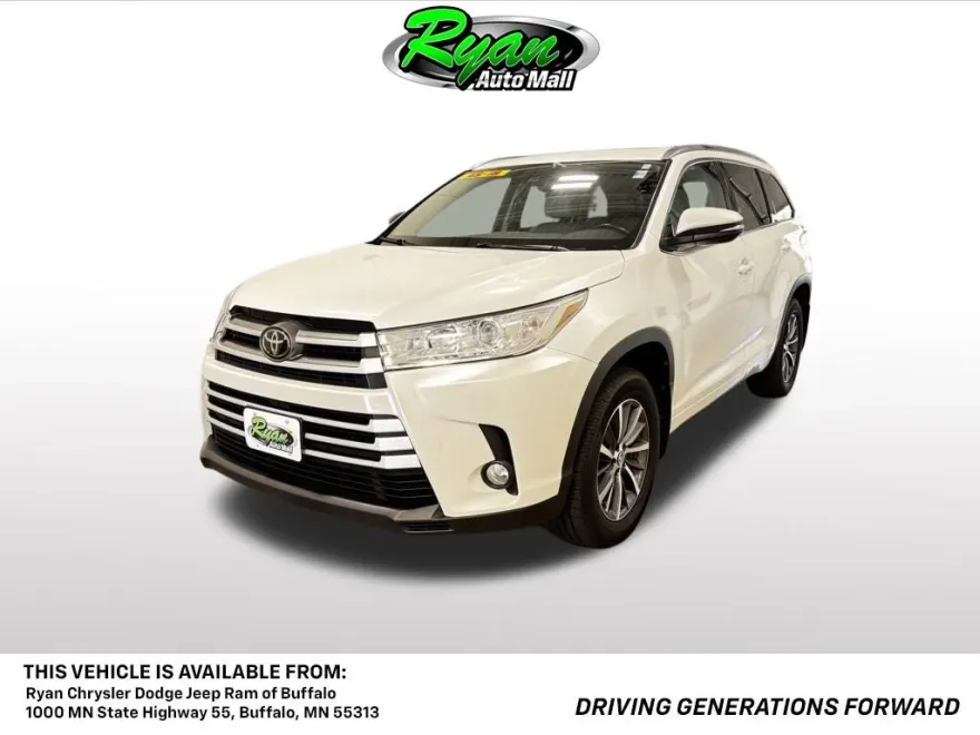 2017 Toyota Highlander XLE photo 1