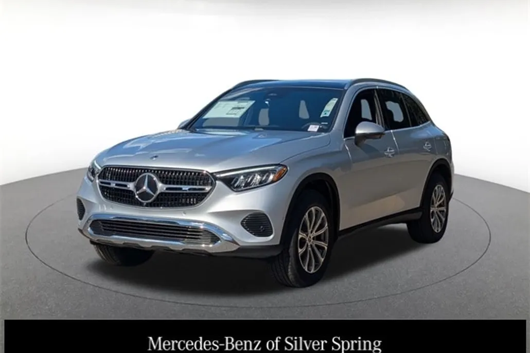 2026 Mercedes Benz GLC 300 4MATIC photo 1