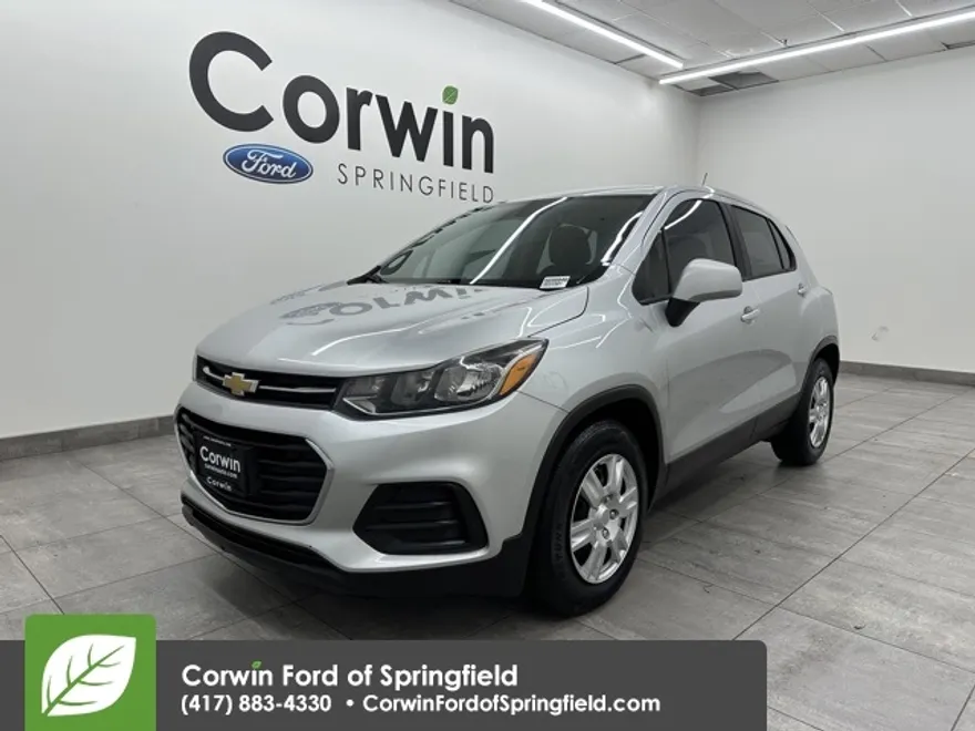 2018 Chevrolet Trax LS photo 1