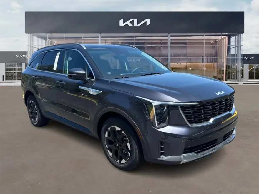 2025 Kia Sorento S photo 1