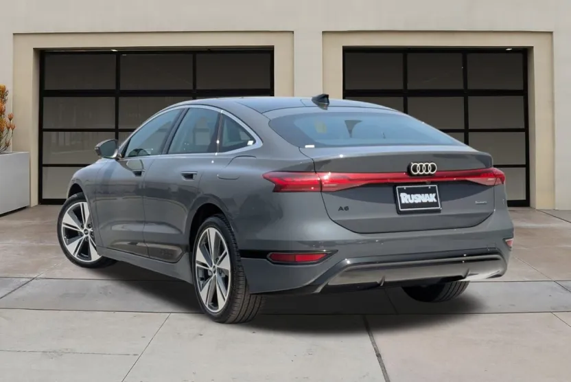 2025 Audi A6 Quattro Premium Plus photo 1