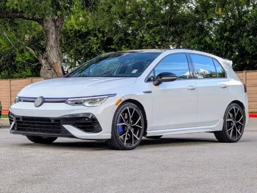 2022 Volkswagen Golf R Base photo 1
