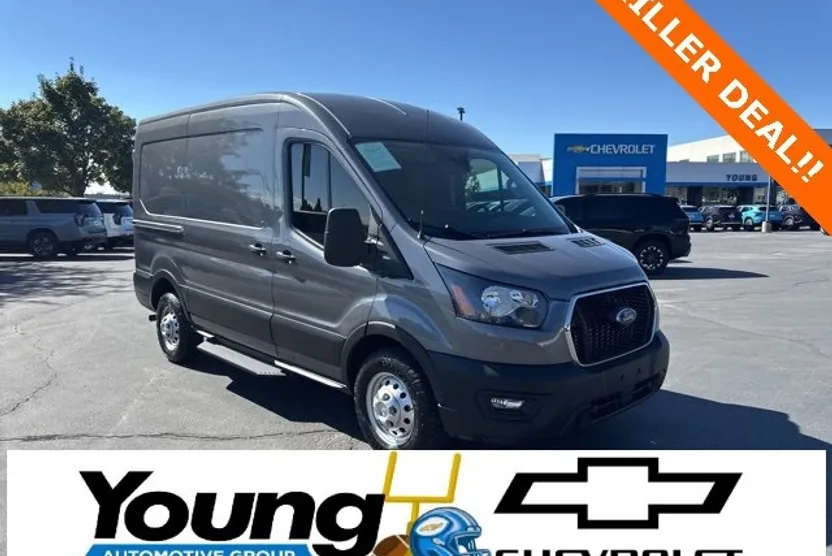 2022 Ford Transit Cargo Van photo 1