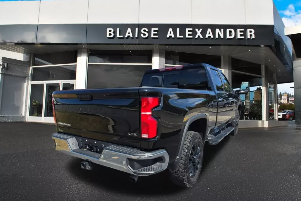 2025 Chevrolet Silverado 2500HD LTZ photo 1