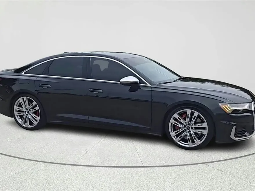 2022 Audi S6 Prestige photo 1