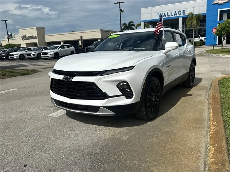 2024 Chevrolet Blazer 2LT photo 1