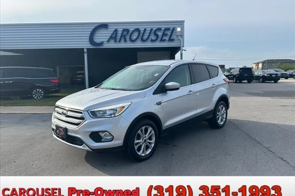 2019 Ford Escape SE photo 1