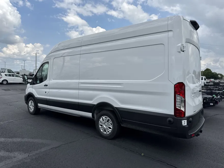 2025 Ford Transit Cargo Van photo 1