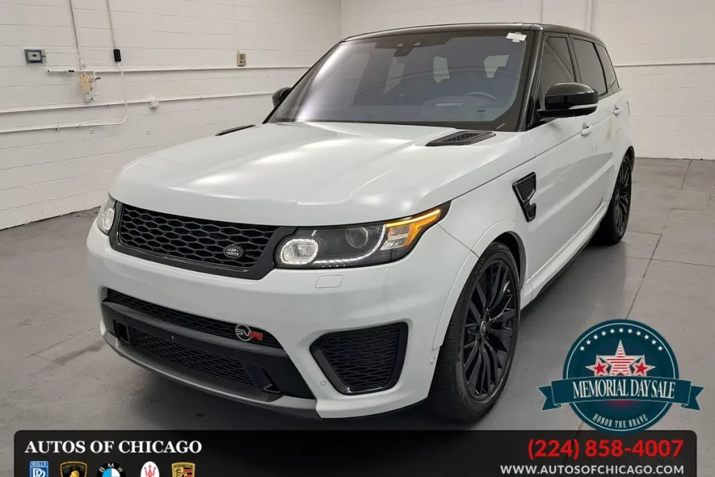2017 Land Rover Range Rover Sport SVR photo 1