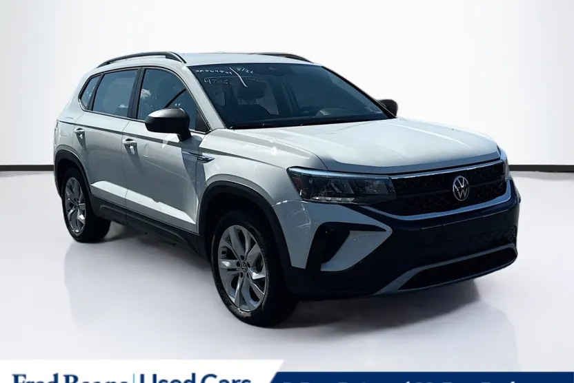 2023 Volkswagen Taos S photo 1