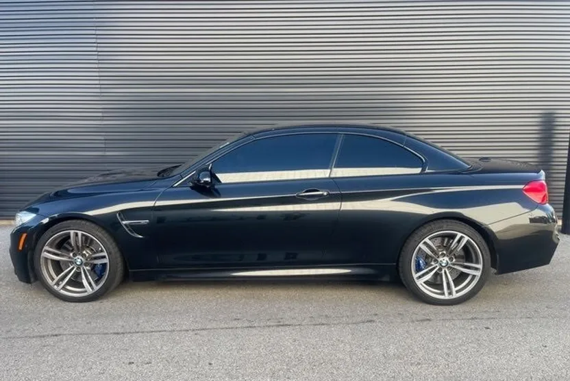 2016 Bmw M4 Convertible photo 1