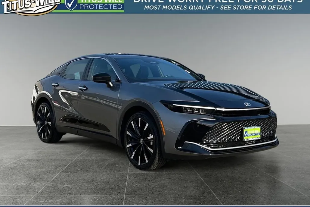 2024 Toyota Crown Platinum photo 1