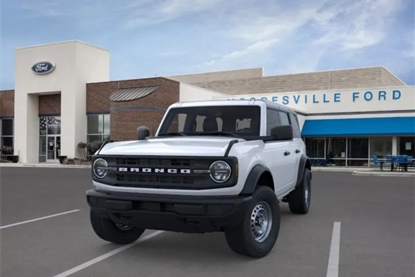 2025 Ford Bronco Base photo 1
