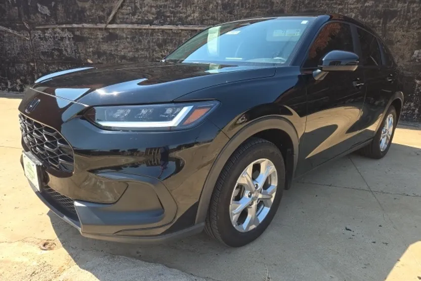 2023 Honda HR-V LX photo 1