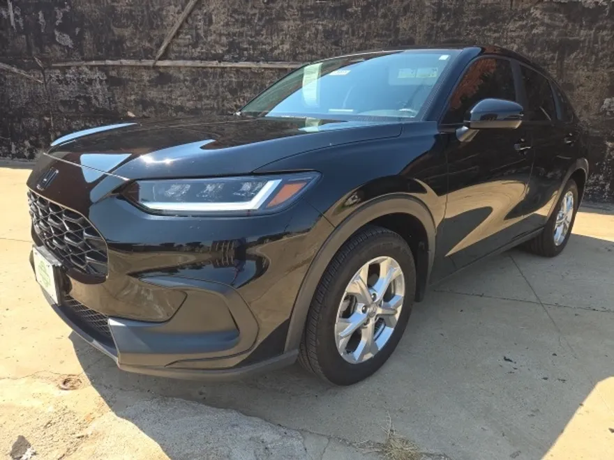 2023 Honda HR-V LX photo 1