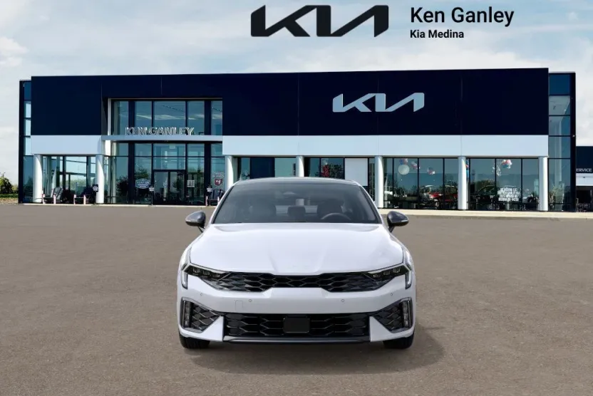 2026 Kia K5 GT-Line photo 1