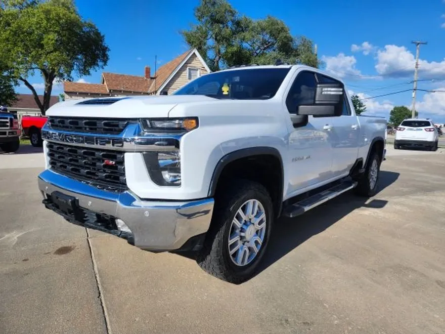 2020 Chevrolet Silverado 2500HD LT photo 1