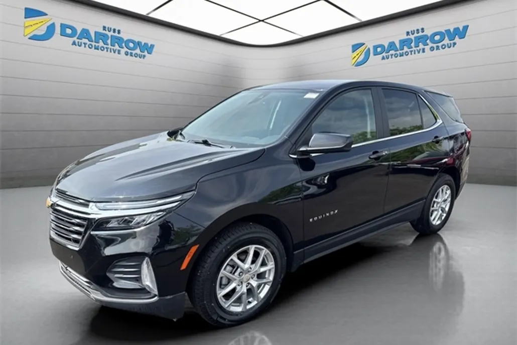 2024 Chevrolet Equinox LT photo 1