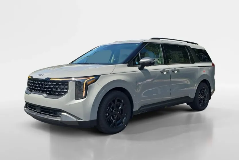 2026 Kia Carnival SX photo 1