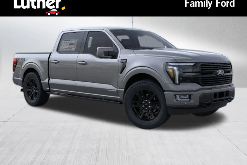 2025 Ford F-150 Platinum photo 1