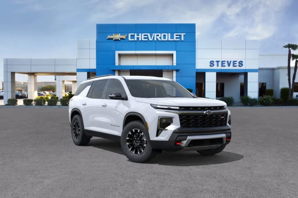 2026 Chevrolet Traverse Z71 photo 1
