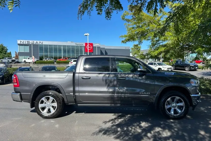 2021 Ram 1500 Limited photo 1