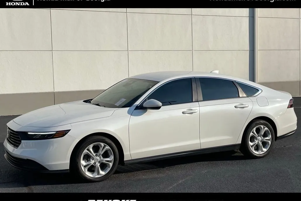 2024 Honda Accord LX photo 1