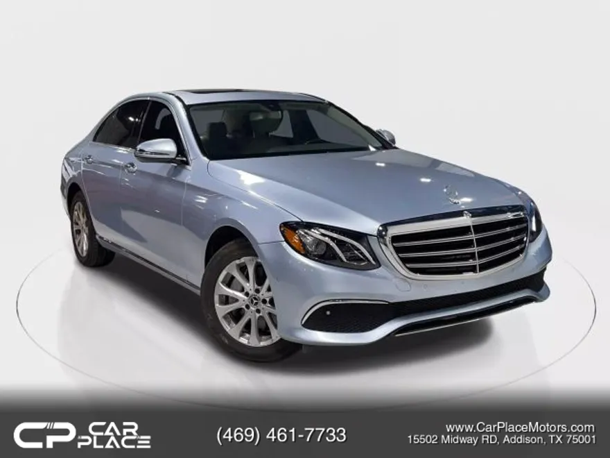 2017 Mercedes Benz E 300 4MATIC photo 1