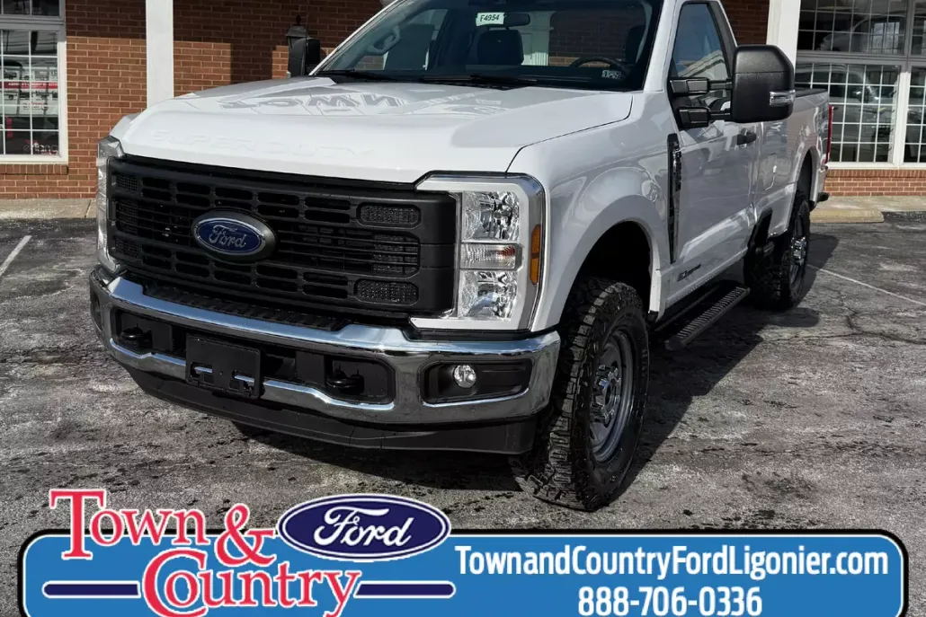 2025 Ford F-350 XL photo 1