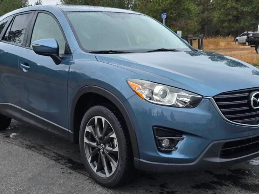 2016 Mazda CX-5 Grand Touring photo 1