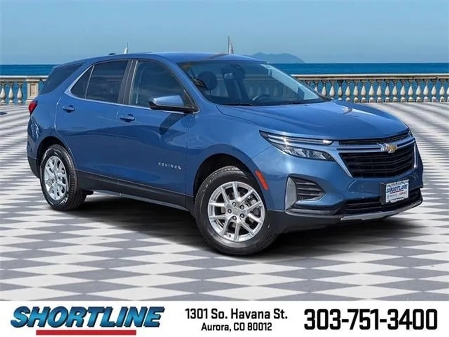 2024 Chevrolet Equinox LT photo 1