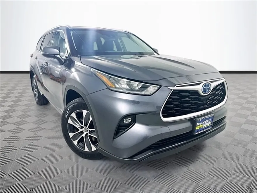 2020 Toyota Highlander Hybrid XLE photo 1