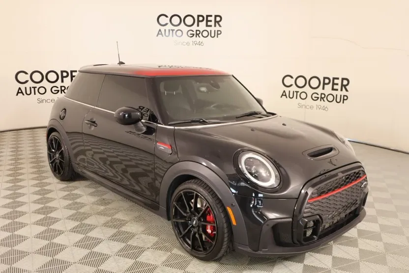 2023 Mini Cooper 2 Door Hardtop photo 1