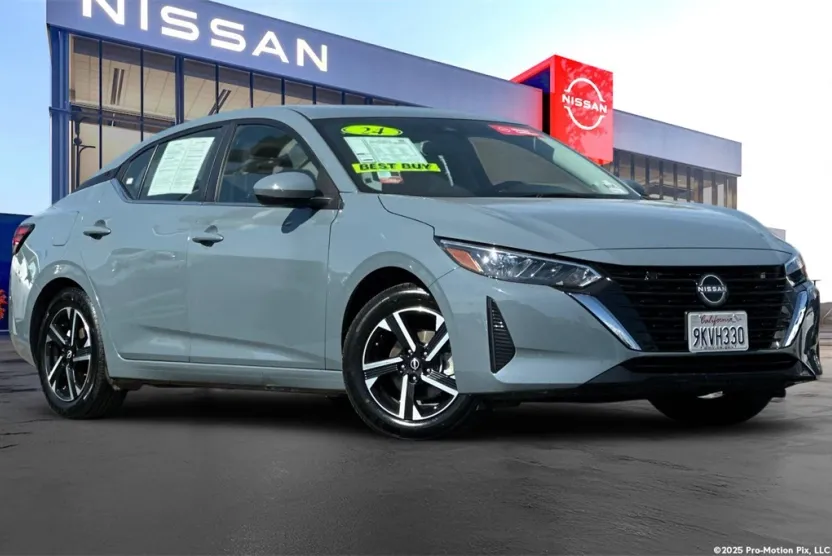 2024 Nissan Sentra SV photo 1