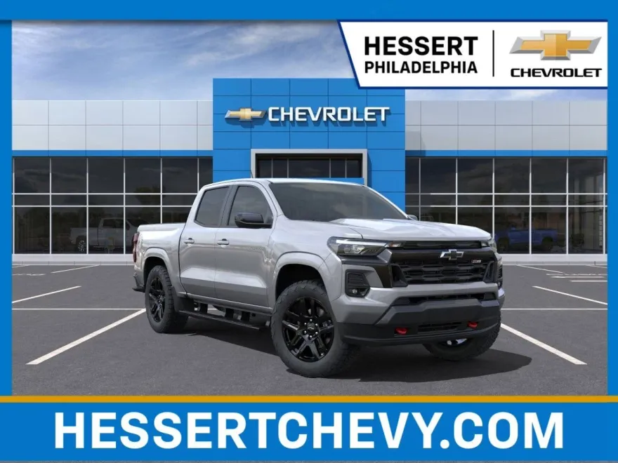 2025 Chevrolet Colorado Z71 photo 1