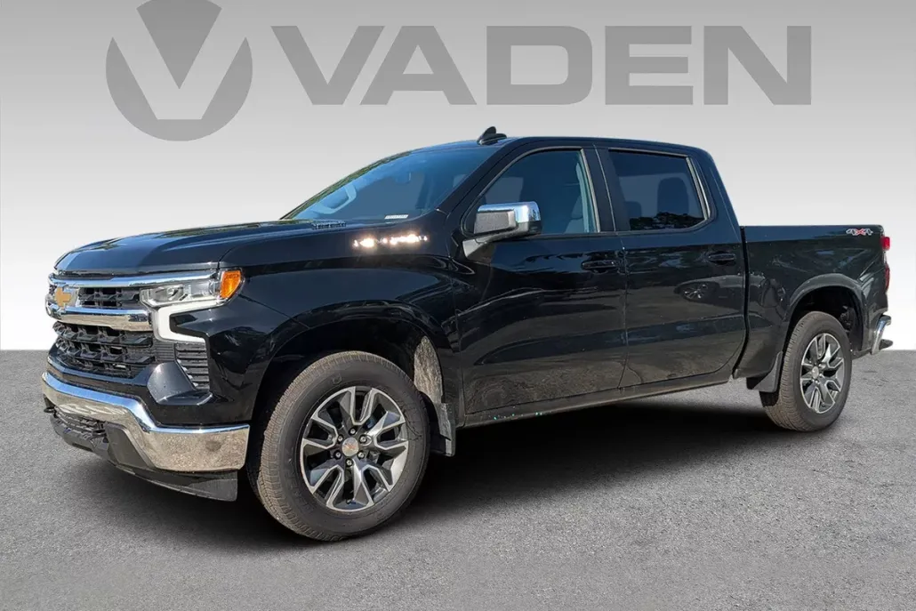 2025 Chevrolet Silverado 1500 LT photo 1