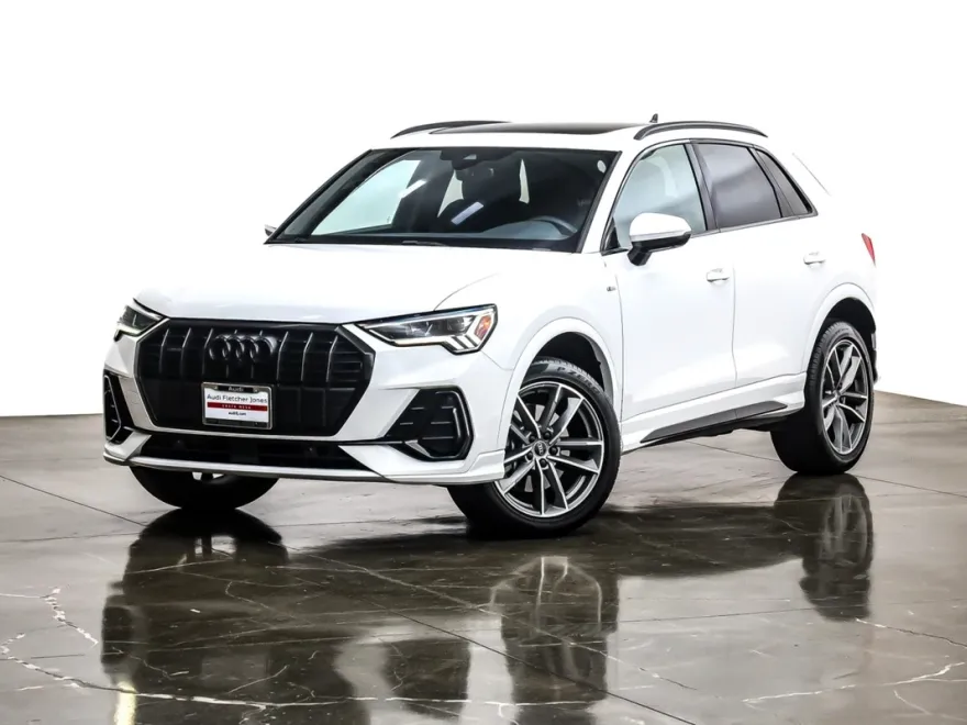 2023 Audi Q3 S line Premium Plus 45 TFSI photo 1