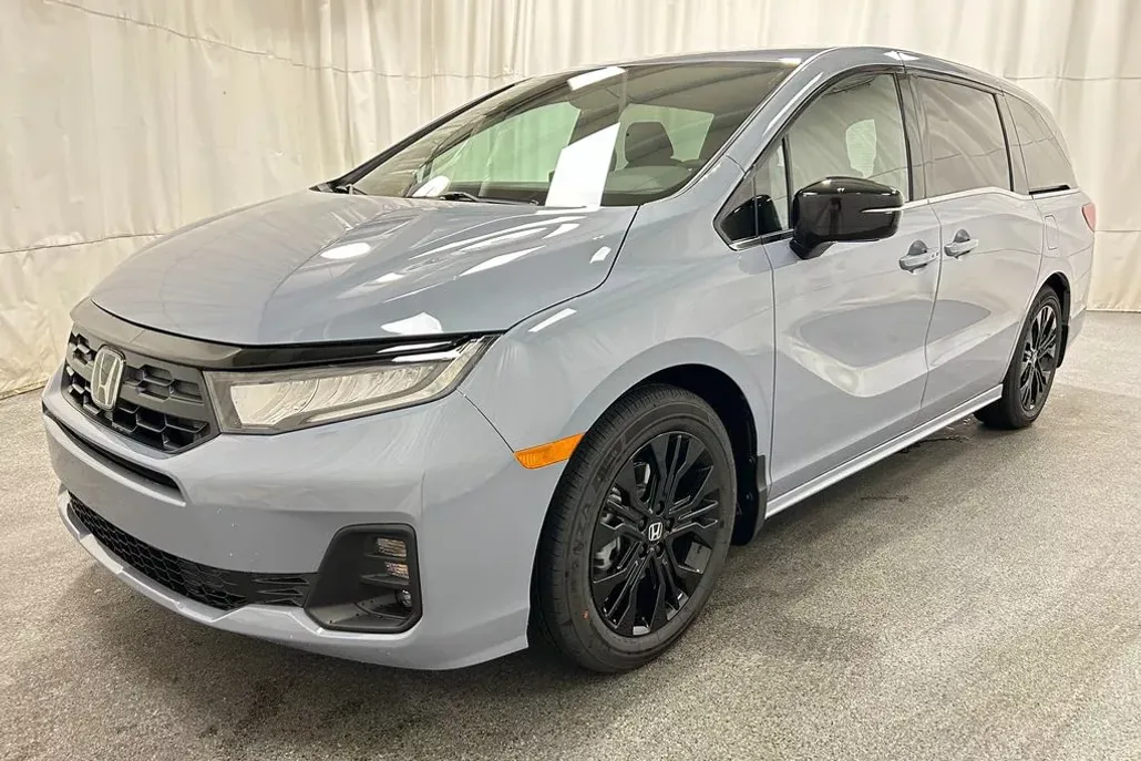 2026 Honda Odyssey photo 1