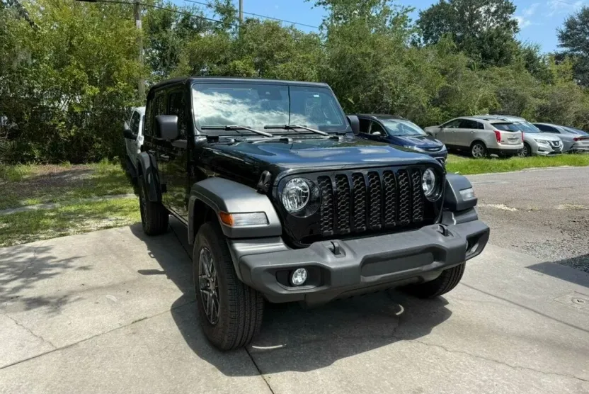 2024 Jeep Wrangler Sport S photo 1