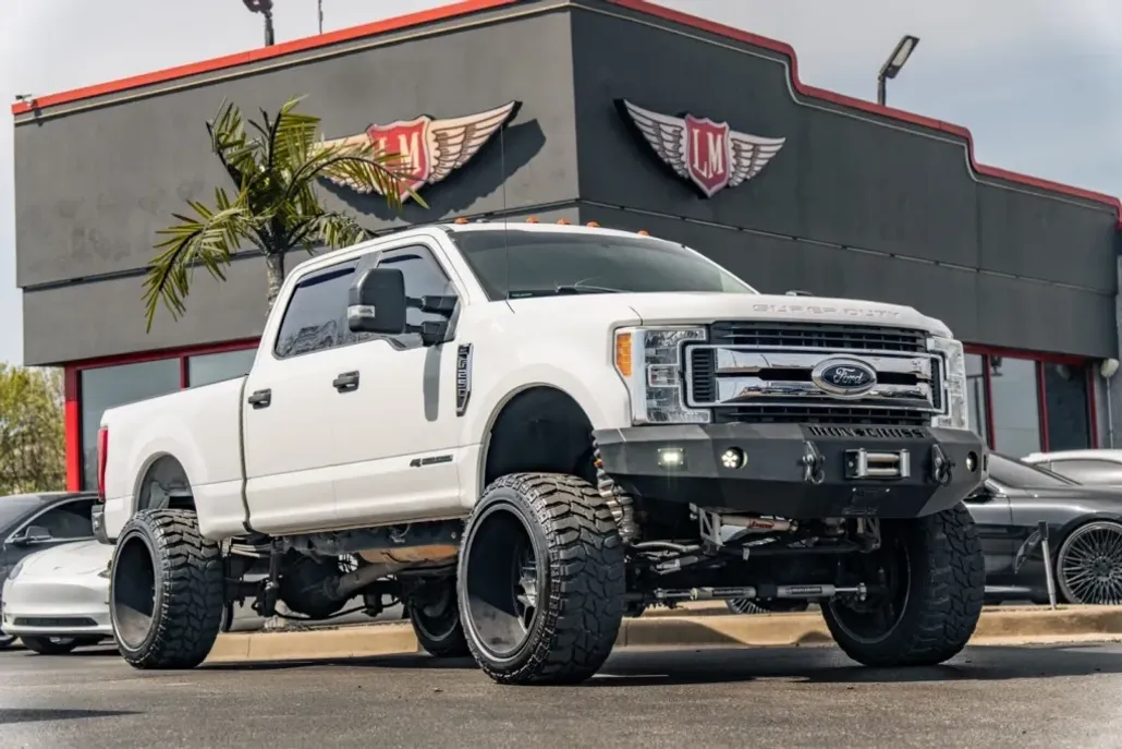2017 Ford F-250 XLT photo 1