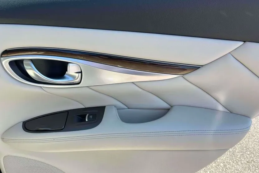2012 Infiniti M37 Base photo 1