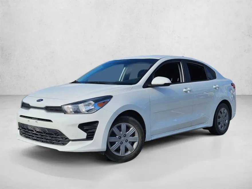 2021 Kia Rio Base photo 1